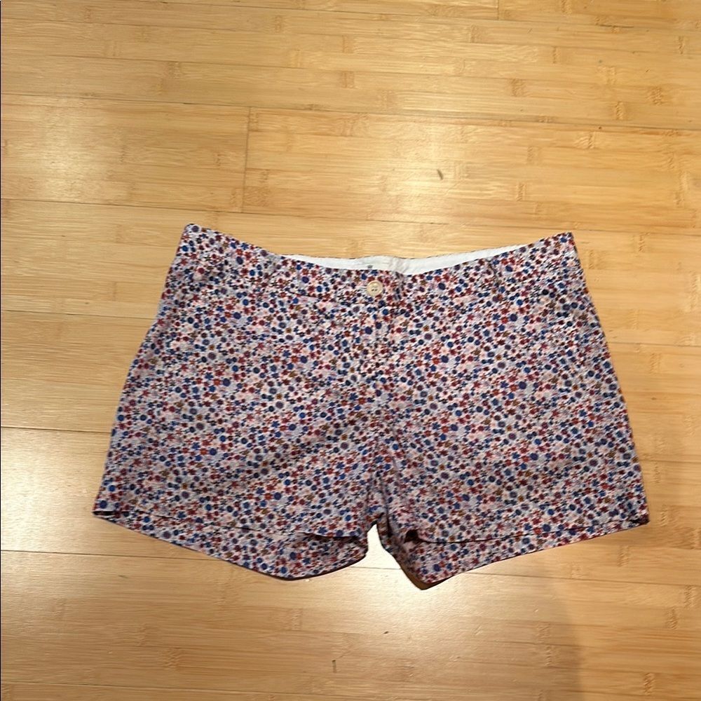 Hartford Floral Print Shorts with Structured Waistband